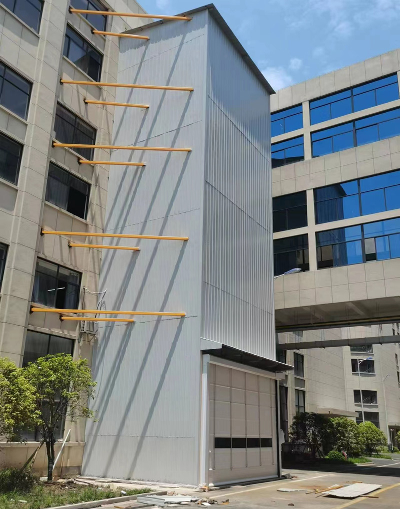 自贡带外防护导轨式升降机